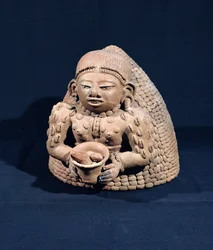 Anthropomorphische Vase, aus Peten, Guatemala